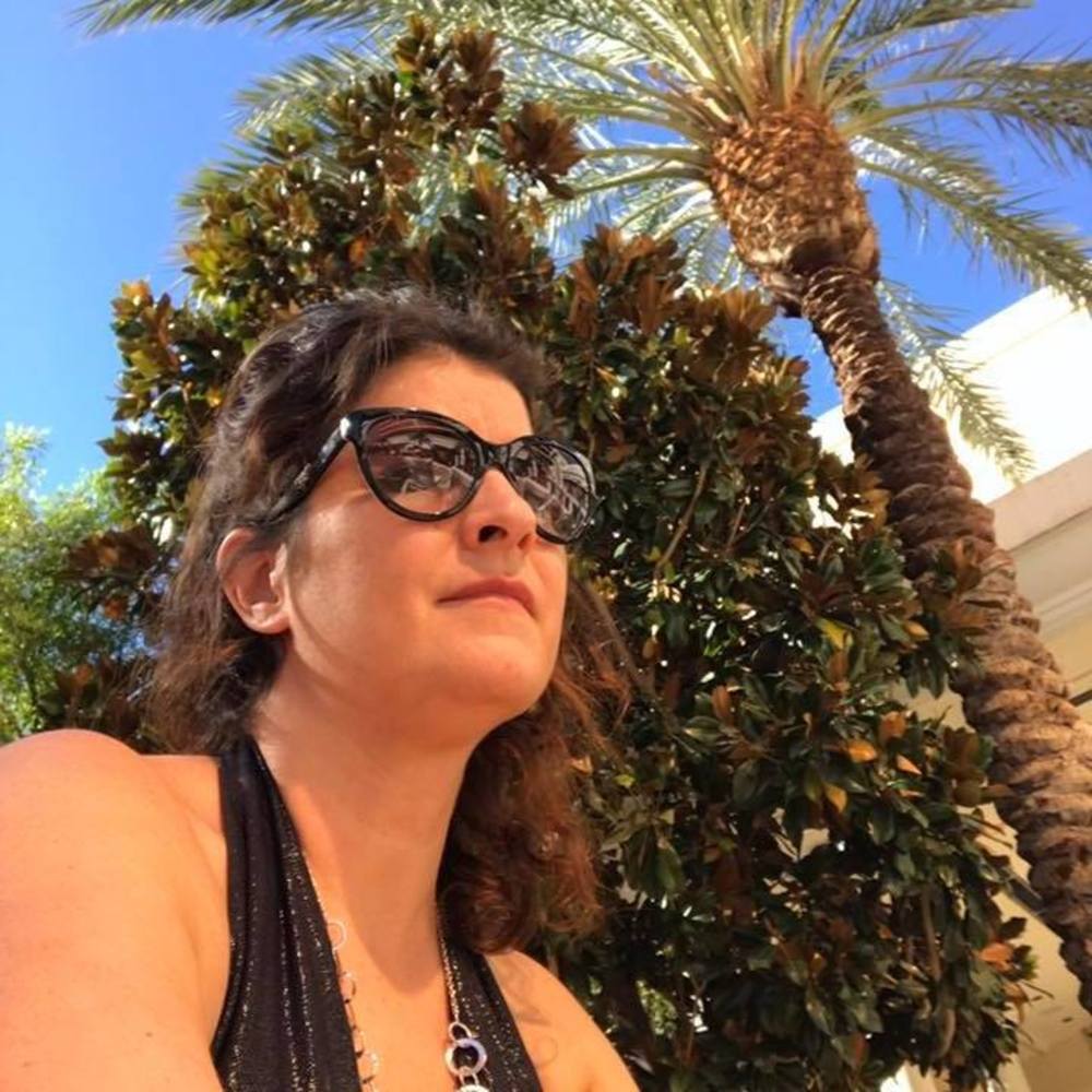 Meet your Posher, Josiane